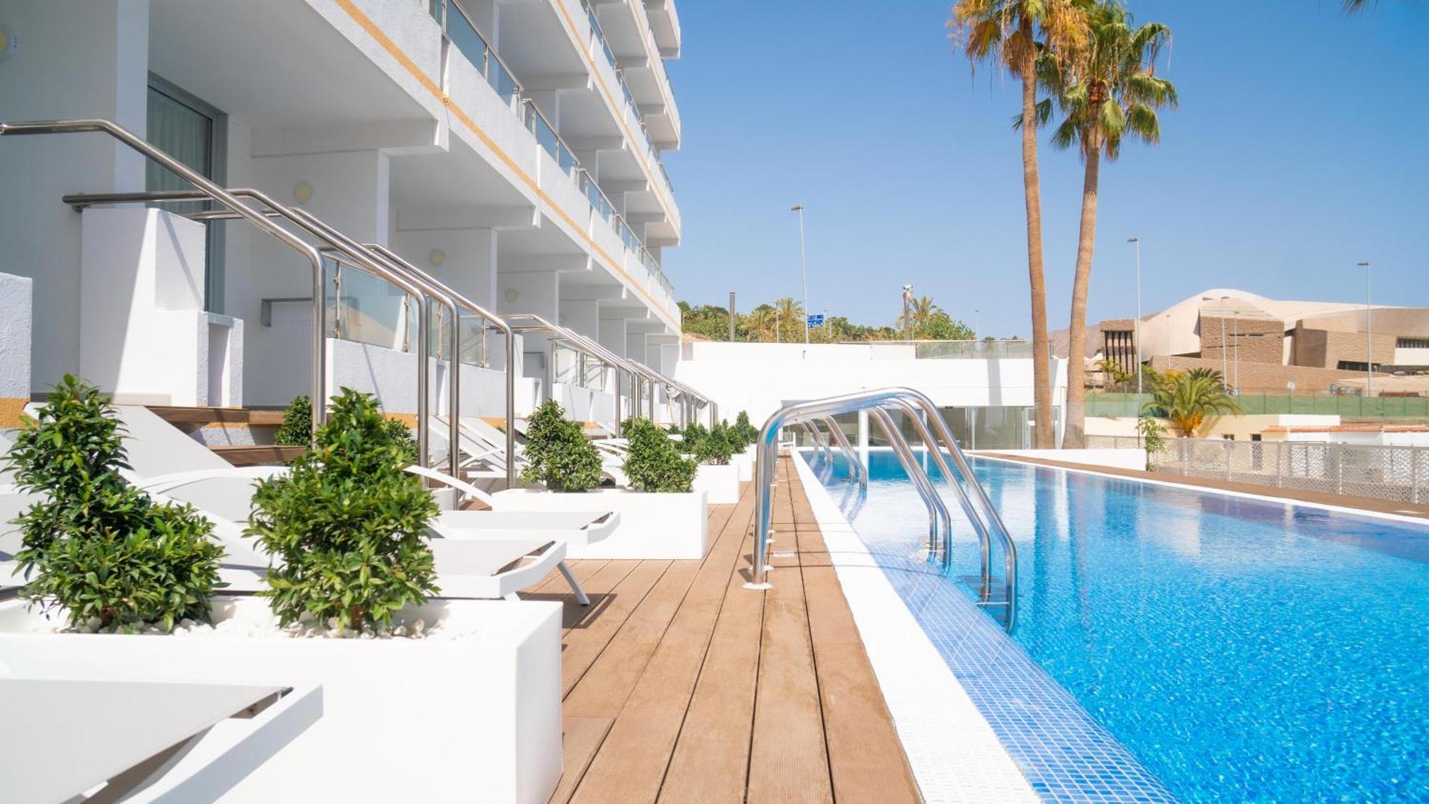 Отель Coral Ocean View - Adults Only Плая-де-лас-Америкас Экстерьер фото